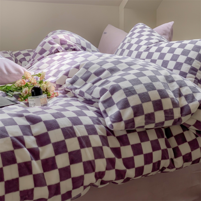 91家纺网 家纺一手货源 找家纺 洋铭区2022新款小清新撞色系列绒四件套 棋盘格紫