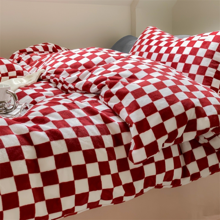 91家纺网 家纺一手货源 找家纺 洋铭区2022新款小清新撞色系列绒四件套 棋盘格红