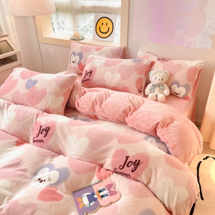 91家纺网 家纺一手货源 找家纺 金爱家 2023新款牛奶绒小清新四件套 爱心兔-粉