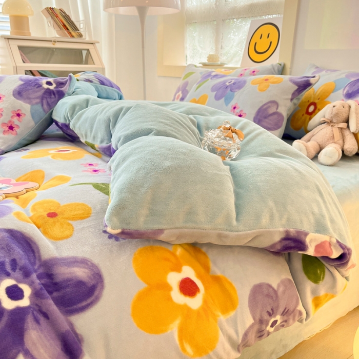 91家纺网 家纺一手货源 找家纺 金爱家 2023新款牛奶绒小清新四件套 花开富贵