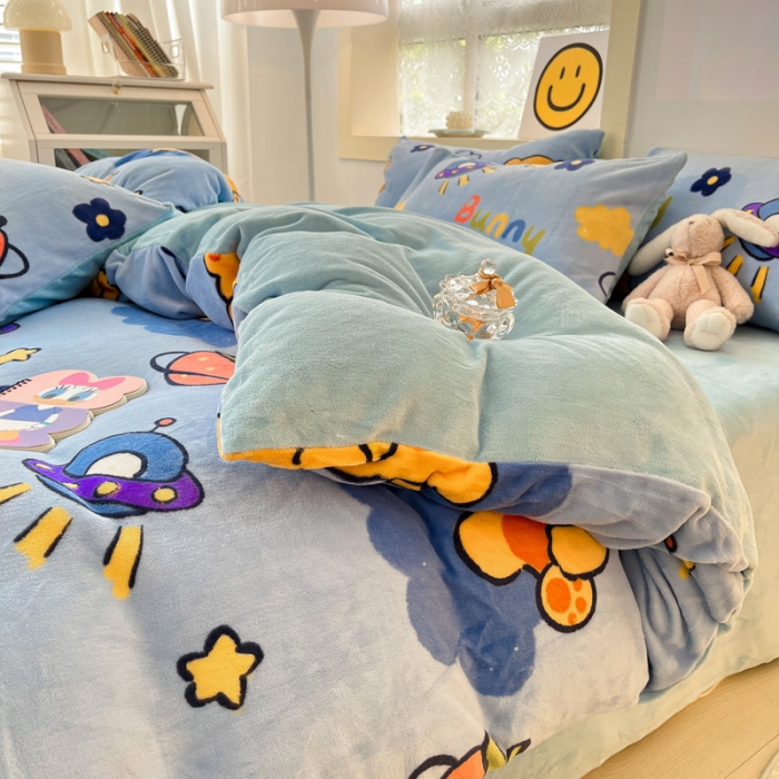 91家纺网 家纺一手货源 找家纺 金爱家 2023新款牛奶绒小清新四件套 七彩小熊