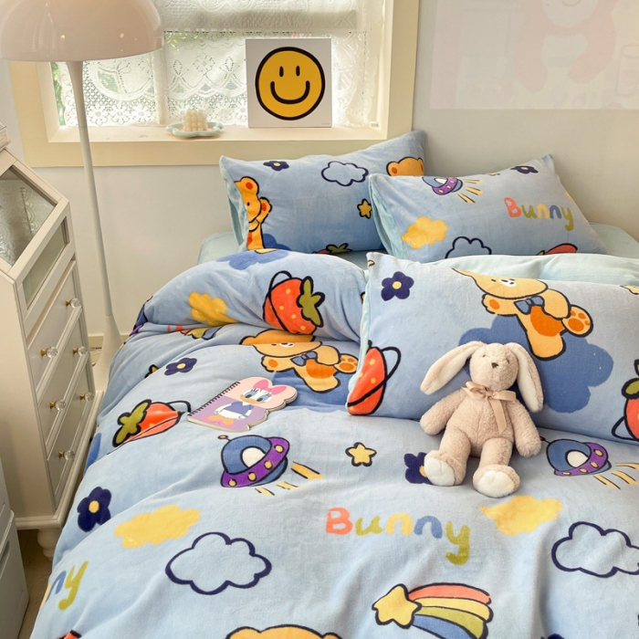 91家纺网 家纺一手货源 找家纺 金爱家 2023新款牛奶绒小清新四件套 七彩小熊