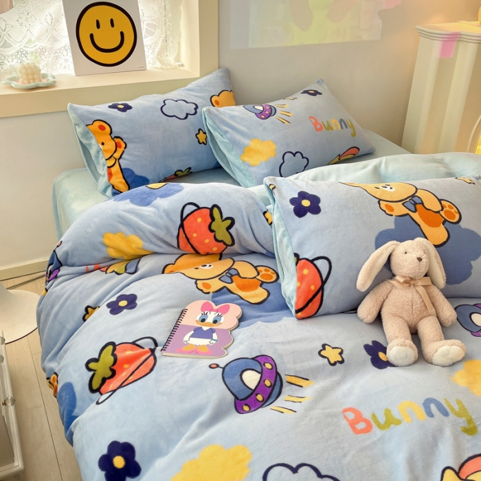 91家纺网 家纺一手货源 找家纺 金爱家 2023新款牛奶绒小清新四件套 七彩小熊