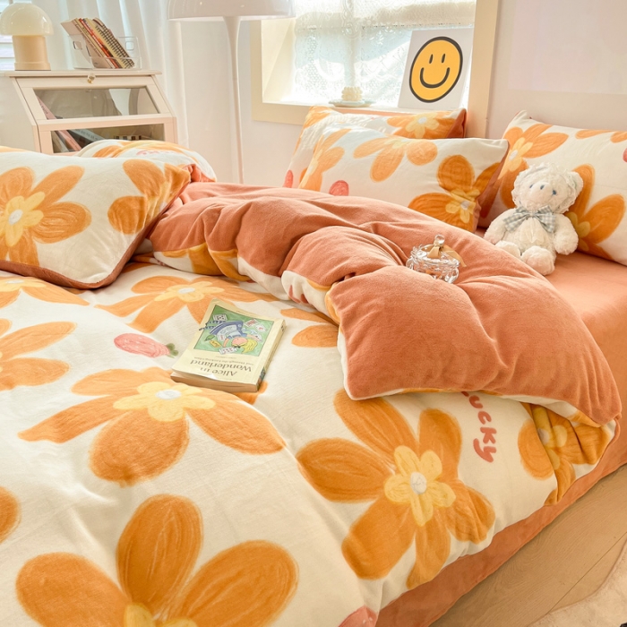 91家纺网 家纺一手货源 找家纺 金爱家 2023新款牛奶绒小清新四件套 甜蜜大花