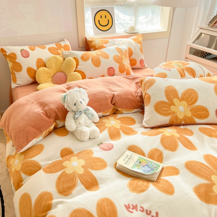 91家纺网 家纺一手货源 找家纺 金爱家 2023新款牛奶绒小清新四件套 甜蜜大花