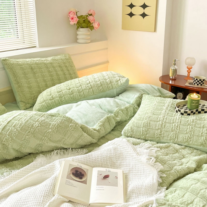 91家纺网 家纺一手货源 找家纺 金爱家 2023新款全消光牛奶绒獭兔毛绒四件套 兔毛绒-薄荷绿