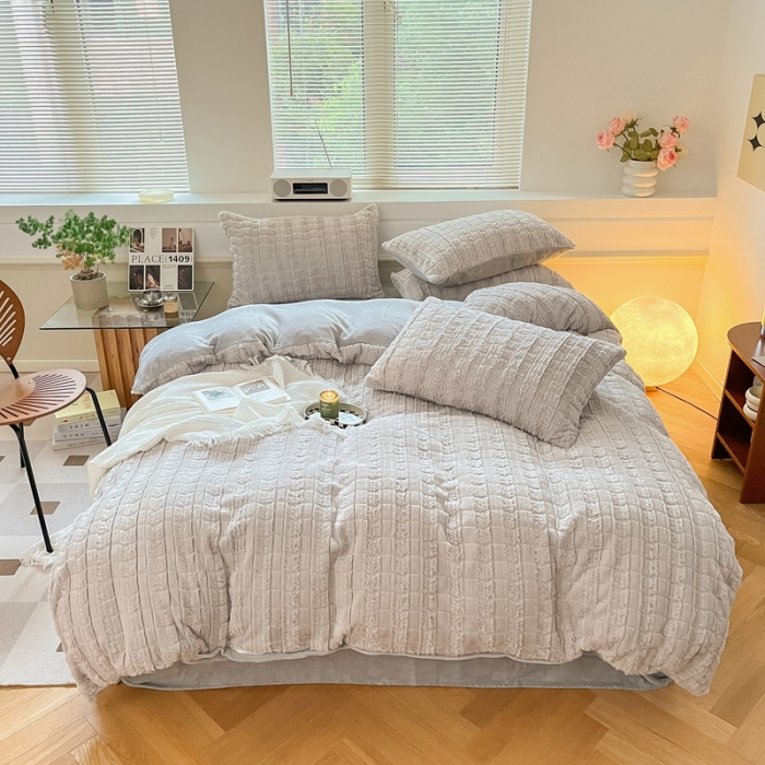 91家纺网 家纺一手货源 找家纺 金爱家 2023新款全消光牛奶绒獭兔毛绒四件套 兔毛绒-典雅灰