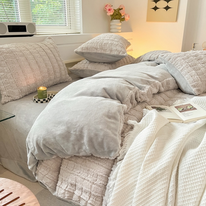 91家纺网 家纺一手货源 找家纺 金爱家 2023新款全消光牛奶绒獭兔毛绒四件套 兔毛绒-典雅灰