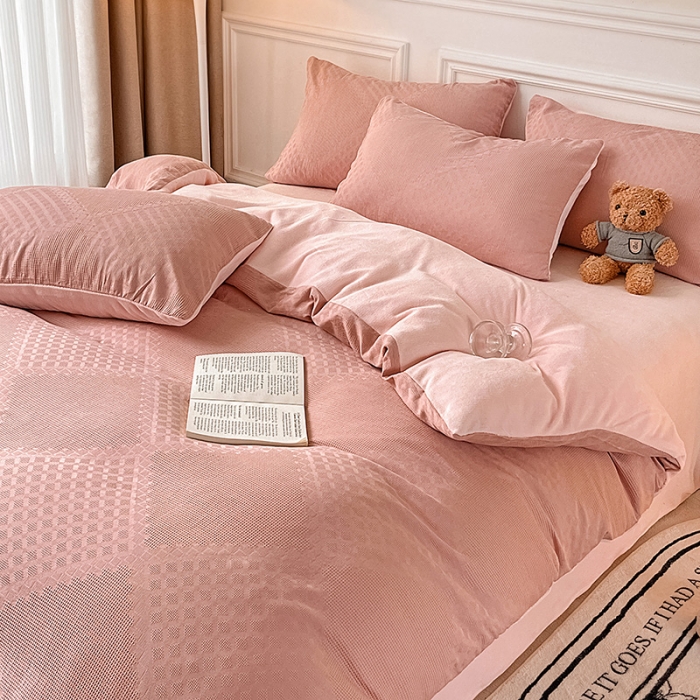 91家纺网 家纺一手货源 找家纺 金丝鸟 2022全棉华夫格提花加牛奶绒四件套 拉夫格粉