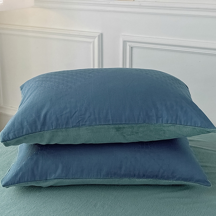 91家纺网 家纺一手货源 找家纺 金丝鸟 2022全棉华夫格提花加牛奶绒四件套 拉夫格蓝