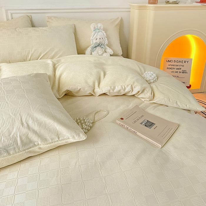 91家纺网 家纺一手货源 找家纺 金丝鸟 2022全棉华夫格提花加牛奶绒四件套 苏珊格白