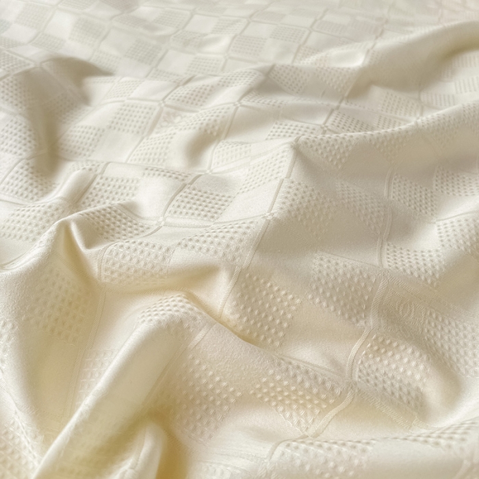 91家纺网 家纺一手货源 找家纺 金丝鸟 2022全棉华夫格提花加牛奶绒四件套 苏珊格白