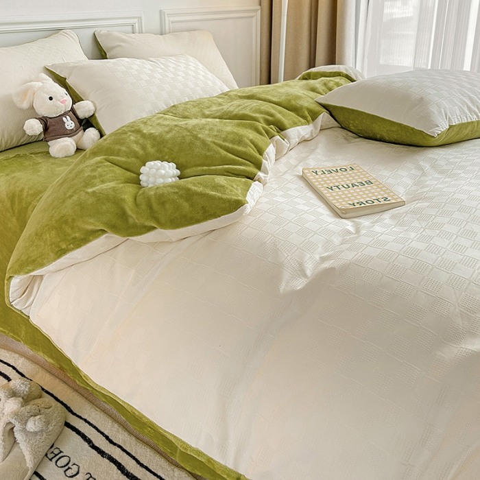 91家纺网 家纺一手货源 找家纺 金丝鸟 2022全棉华夫格提花加牛奶绒四件套 苏珊格白加绿