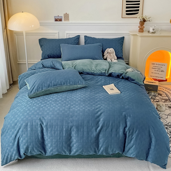 91家纺网 家纺一手货源 找家纺 金丝鸟 2022全棉华夫格提花加牛奶绒四件套 苏珊格蓝