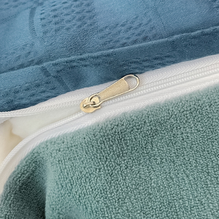 91家纺网 家纺一手货源 找家纺 金丝鸟 2022全棉华夫格提花加牛奶绒四件套 苏珊格蓝