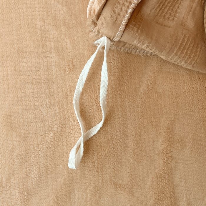 91家纺网 家纺一手货源 找家纺 金丝鸟 2022全棉华夫格提花加牛奶绒四件套 苏珊格驼