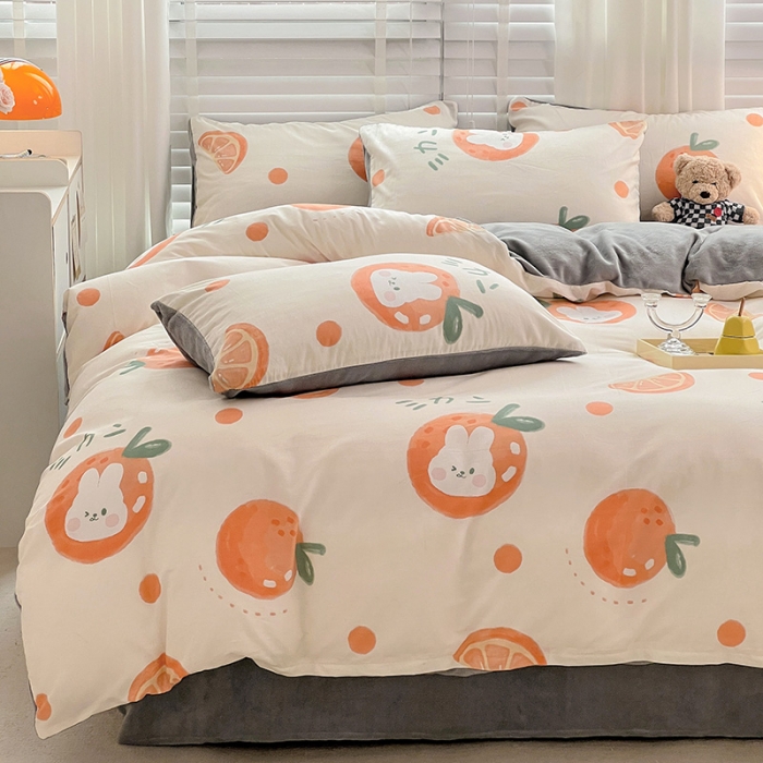 91家纺网 家纺一手货源 找家纺 金丝鸟 2022全棉印花加牛奶绒四件套 桔子兔