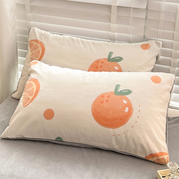 91家纺网 家纺一手货源 找家纺 金丝鸟 2022全棉印花加牛奶绒四件套 桔子兔