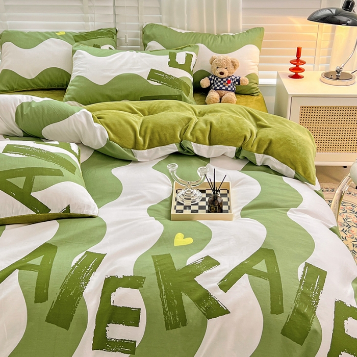 91家纺网 家纺一手货源 找家纺 金丝鸟 2022全棉印花加牛奶绒四件套 卡拉文