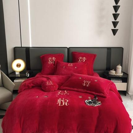 91家纺网 家纺一手货源 找家纺 栩裕纺织 2022新款温暖牛奶绒系列四件套-婚庆款 囍悦