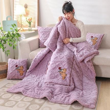 91家纺网 家纺一手货源 找家纺 （总）宝马家纺 2022新款塔芙绒毛巾绣系列多功能抱枕被