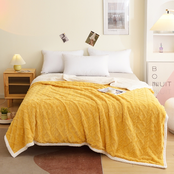 91家纺网 家纺一手货源 找家纺 启优 2022新款AB版塔芙绒羊羔绒毛毯/被套被套 黄色