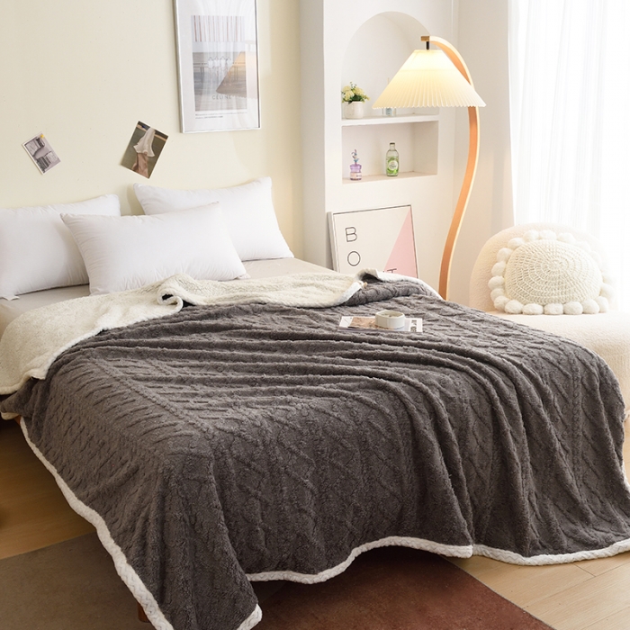 91家纺网 家纺一手货源 找家纺 启优 2022新款AB版塔芙绒羊羔绒毛毯/被套被套 深灰色