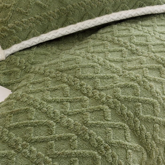 91家纺网 家纺一手货源 找家纺 启优 2022新款AB版加厚塔芙绒雕花绒四件套 茶绿