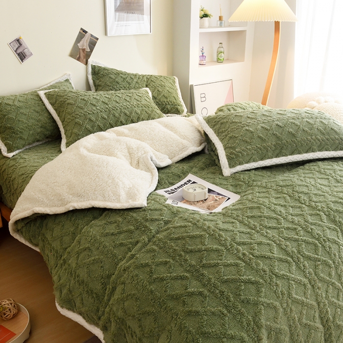 91家纺网 家纺一手货源 找家纺 启优 2022新款AB版加厚塔芙绒雕花绒四件套 茶绿