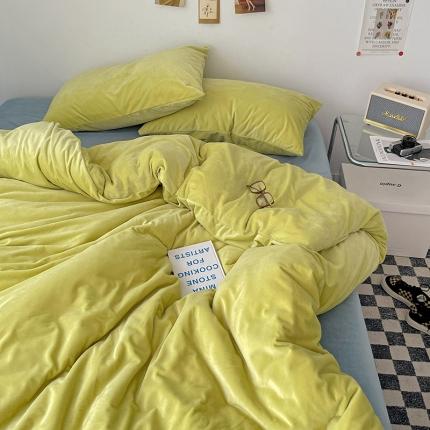 91家纺网 家纺一手货源 找家纺 （总）盛馨家纺 2023新款纯色撞色宝宝绒四件套