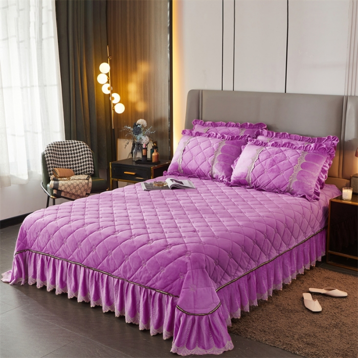 91家纺网 家纺一手货源 找家纺 十个点家纺 2024新款刺绣水晶绒床盖三件套 紫色