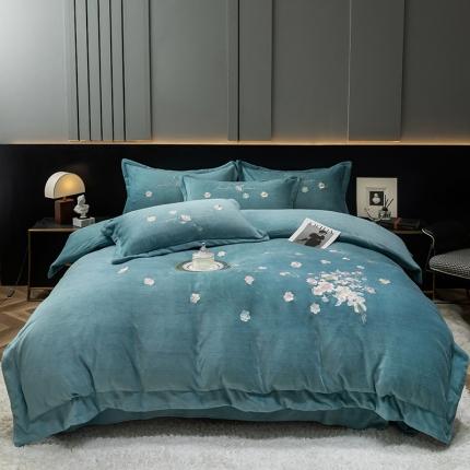 91家纺网 家纺一手货源 找家纺 （总）塔塔  2025新款高克重牛奶绒刺绣四件套