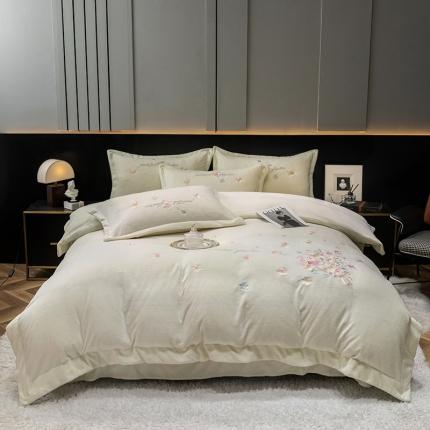 91家纺网 家纺一手货源 找家纺 （总）塔塔  2025新款高克重牛奶绒刺绣四件套