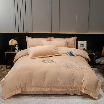 91家纺网 家纺一手货源 找家纺 （总）塔塔  2025新款高克重牛奶绒刺绣四件套