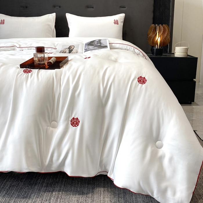 91家纺网 家纺一手货源 找家纺 优悦生活馆 2022新款婚庆冬被幸福一辈子