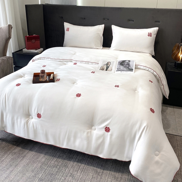 91家纺网 家纺一手货源 找家纺 优悦生活馆 2022新款婚庆冬被幸福一辈子