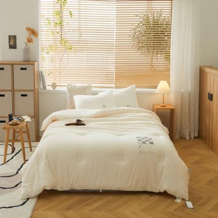 榻尚家居 2023新品棋盘格大豆被 白色