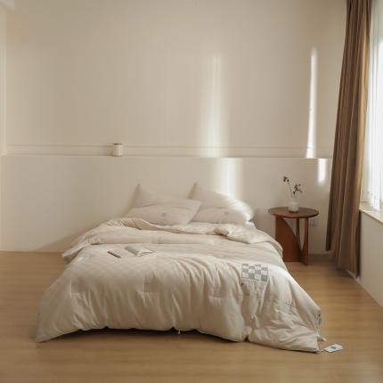 榻尚家居 2023新品棋盘格大豆被 正驼色