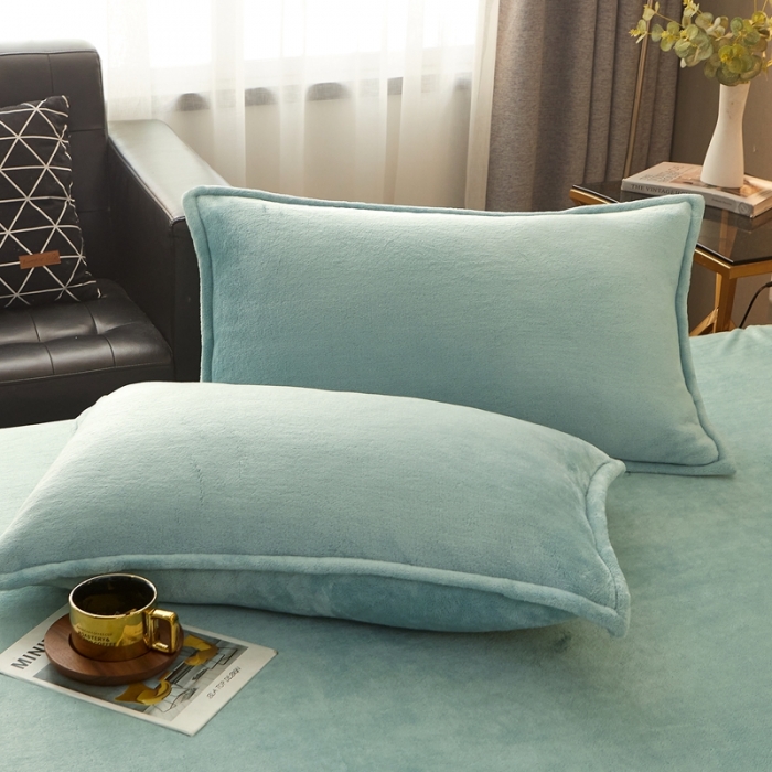 91家纺网 家纺一手货源 找家纺 雅萱 2024新款菠萝格牛奶绒包边毛毯 百合绿