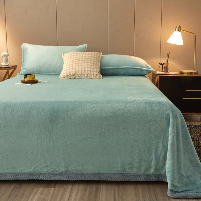 91家纺网 家纺一手货源 找家纺 雅萱 2024新款菠萝格牛奶绒包边毛毯 百合绿