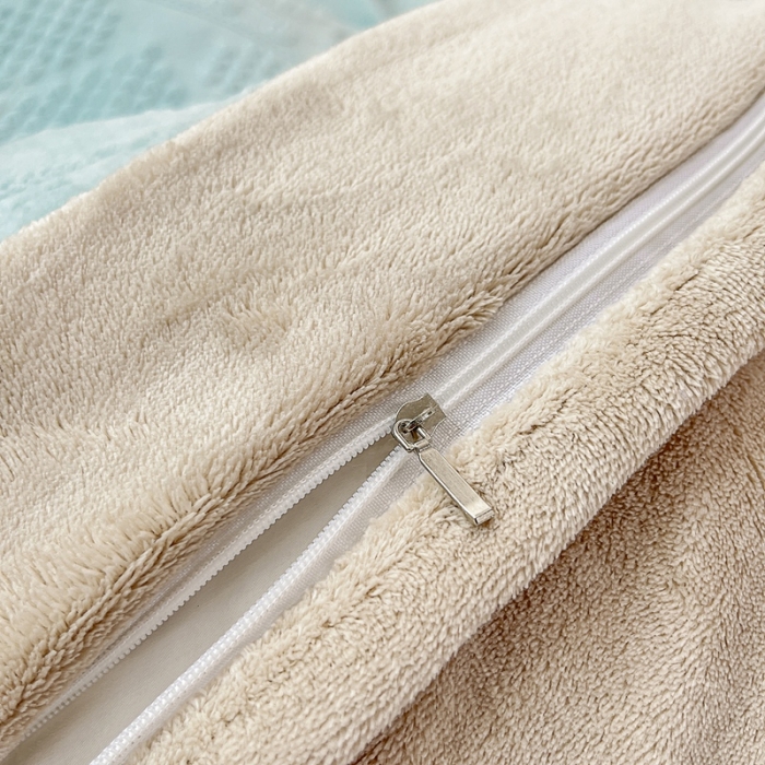 91家纺网 家纺一手货源 找家纺 慕尚 2022新款高克重纯色牛奶绒剪花雕花四件套 爱心浅绿