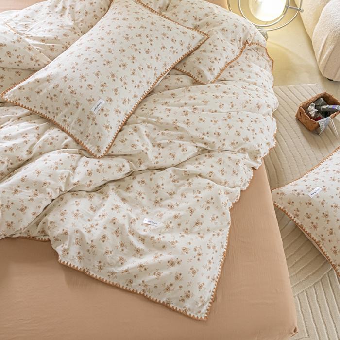 91家纺网 家纺一手货源 找家纺 洋铭区 2022新款双层纱四件套 复古小碎花杏