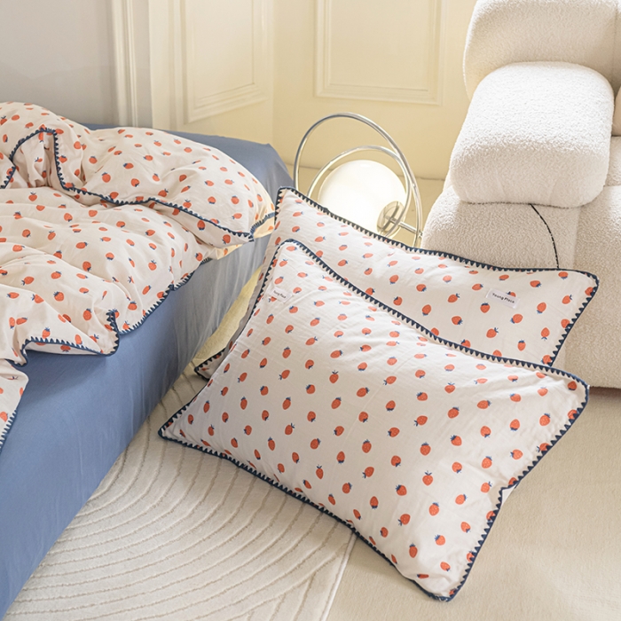 91家纺网 家纺一手货源 找家纺 洋铭区 2022新款双层纱四件套 红红草莓