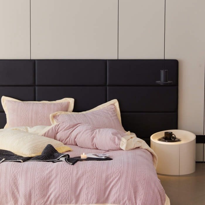 91家纺网 家纺一手货源 找家纺 梦享生活 2022新款牛奶雕花绒四件套 花枝-粉