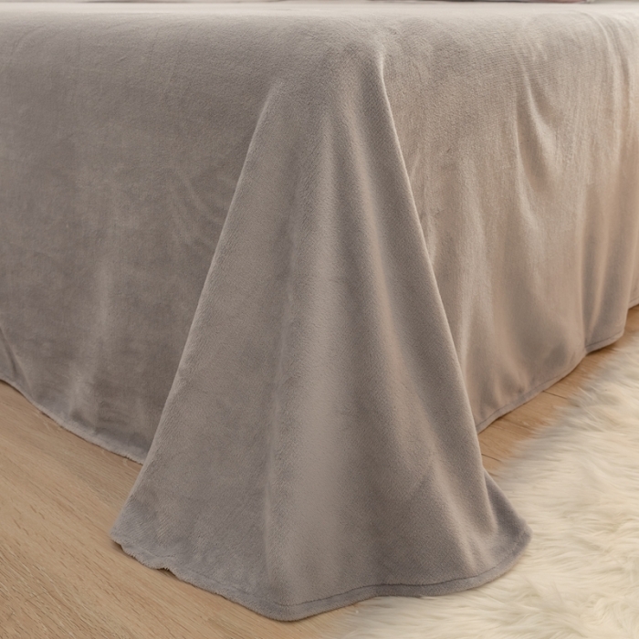 91家纺网 家纺一手货源 找家纺 秀色 Ａ类加厚保暖牛奶绒被套珊瑚绒ins风四件套藕粉+金属灰