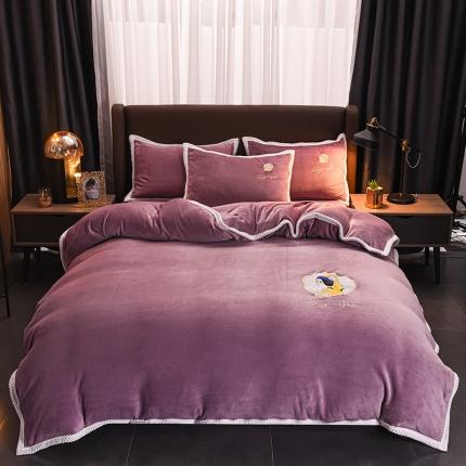 91家纺网 家纺一手货源 找家纺 （总）芃成 2022新款牛奶绒刺绣包边四件套