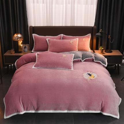 （总）芃成 2022新款牛奶绒刺绣包边四件套