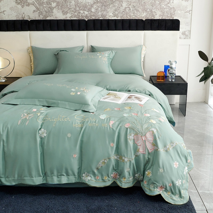 91家纺网 家纺一手货源 找家纺 宅家居 马蹄莲系列-轻奢弯边刺绣小香风纯棉长绒棉 松石绿