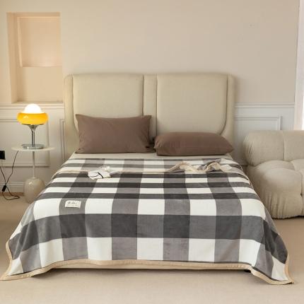 91家纺网 家纺一手货源 找家纺 寐眠 2022新款秋冬保暖加厚牛奶绒毛毯 灰大格