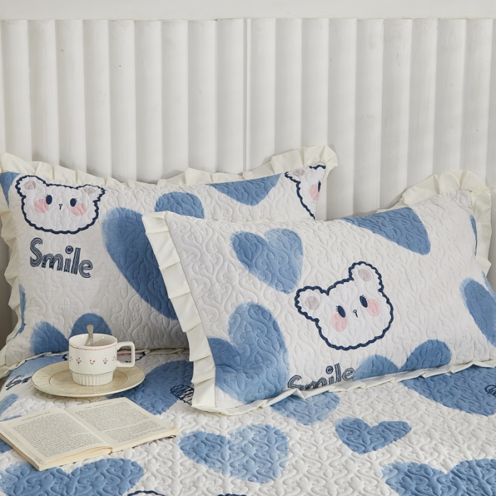 91家纺网 家纺一手货源 找家纺 绵庭 2022新款全棉花边款床盖三件套 爱心小熊